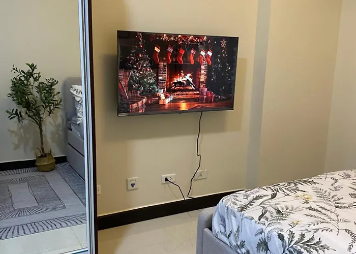 Aparthotel Sofi Staycation- Aurora Escalades 4*